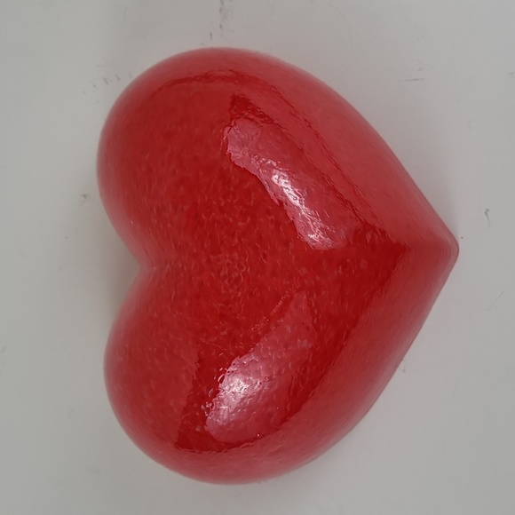 Mats Jonasson Swedish Textured Art Glass Red Heart Bowl Candy Dish - Picture 7 of 8